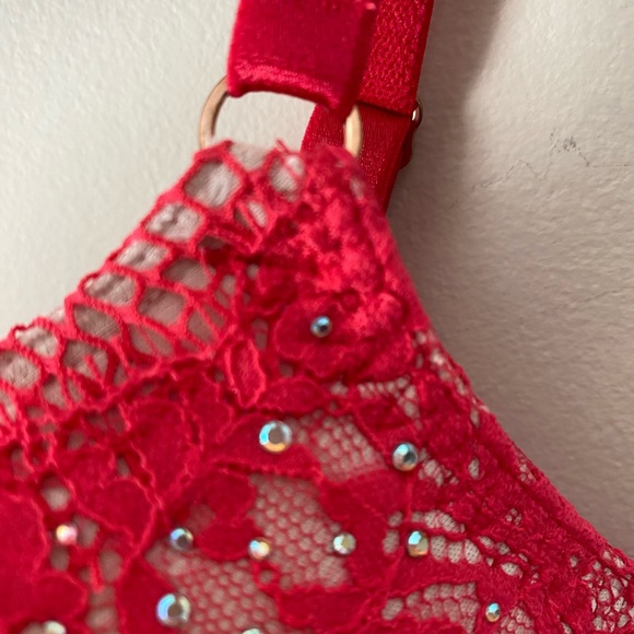 NWOT Victoria secret very sexy push up pigeonnant 38D bra rhinestones/diamonds - Picture 12 of 16